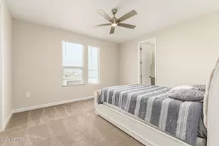 10321 W Deanna Dr, Peoria, AZ 85382 - Photo 35