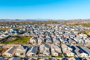 10321 W Deanna Dr, Peoria, AZ 85382 - Photo 69