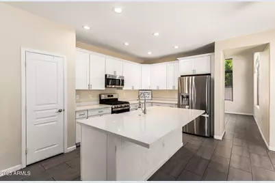 6804 W Lone Cactus Drive, Glendale, AZ 85308 - Photo 11