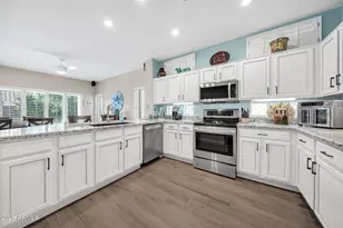 14141 W Robertson Dr, Sun City West, AZ 85375 - Photo 3