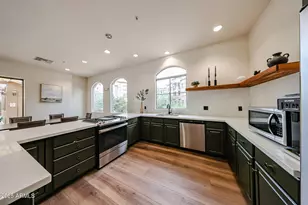 5350 E Deer Valley Dr, Phoenix, AZ 85054 - Photo 27