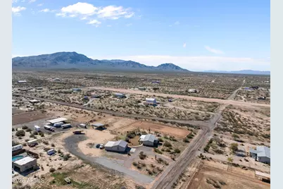 51539 W Donald Road, Aguila, AZ 85320 - Photo 3