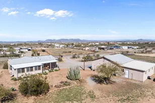51539 W Donald Rd, Aguila, AZ 85320 - Photo 13