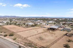 51539 W Donald Rd, Aguila, AZ 85320 - Photo 9