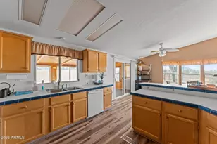 51539 W Donald Rd, Aguila, AZ 85320 - Photo 27