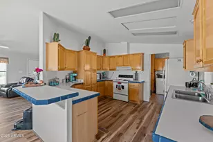 51539 W Donald Rd, Aguila, AZ 85320 - Photo 25