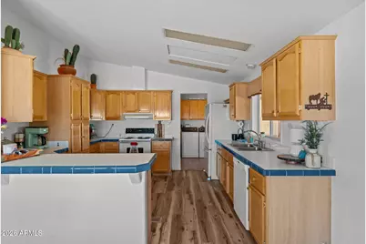 51539 W Donald Road, Aguila, AZ 85320 - Photo 21