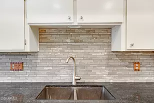 1036 E Geneva Dr, Tempe, AZ 85282 - Photo 5