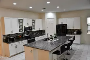 22419 N 97th Ln, Peoria, AZ 85383 - Photo 5