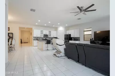 22419 N 97th Lane, Peoria, AZ 85383 - Photo 7