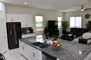 22419 N 97th Ln, Peoria, AZ 85383 - Photo 3