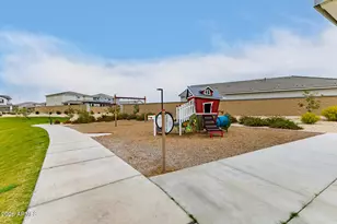 17741 W Msn Ln, Waddell, AZ 85355 - Photo 37