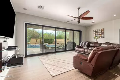 23917 N 24th Place, Phoenix, AZ 85024 - Photo 9