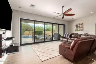 23917 N 24th Pl, Phoenix, AZ 85024 - Photo 9