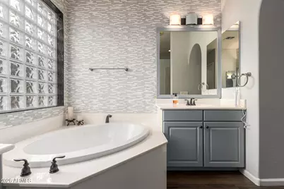 23917 N 24th Place, Phoenix, AZ 85024 - Photo 19