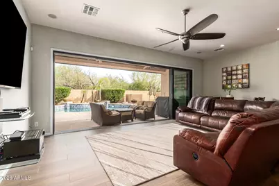 23917 N 24th Place, Phoenix, AZ 85024 - Photo 11