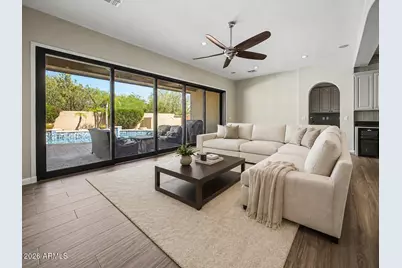 23917 N 24th Place, Phoenix, AZ 85024 - Photo 13