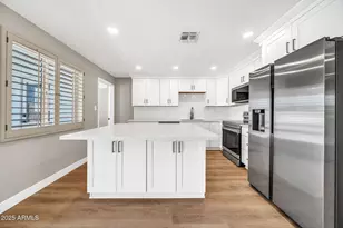 1214 E Butler Dr, Phoenix, AZ 85020 - Photo 9