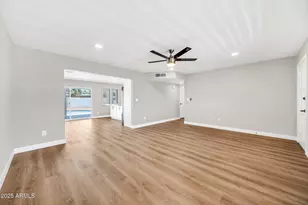 1214 E Butler Dr, Phoenix, AZ 85020 - Photo 5