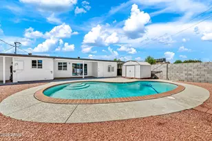 1214 E Butler Dr, Phoenix, AZ 85020 - Photo 39