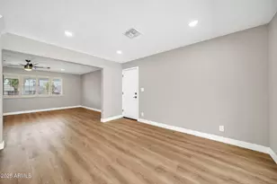 1214 E Butler Dr, Phoenix, AZ 85020 - Photo 13