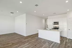 5845 E Rosina Dell Pl, San Tan Valley, AZ 85140 - Photo 9