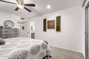 10864 W Santa Fe Dr, Sun City, AZ 85351 - Photo 19