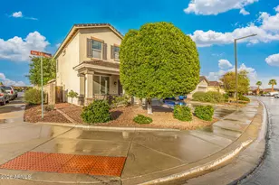 18196 W Ivy Ln, Surprise, AZ 85388 - Photo 3