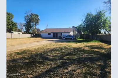 2531 W Morten Avenue #1, Phoenix, AZ 85051 - Photo 3