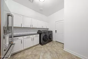 18754 E Oak Hill Ln, Queen Creek, AZ 85142 - Photo 21