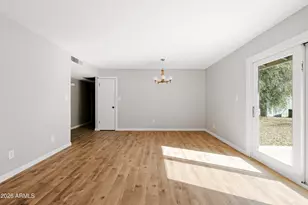 2843 E Cortez St, Phoenix, AZ 85028 - Photo 13