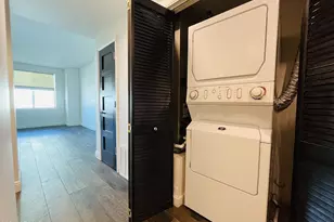 215 E McKinley St, Phoenix, AZ 85004 - Photo 19