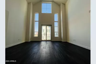 215 E McKinley Street #402, Phoenix, AZ 85004 - Photo 5