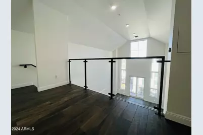 215 E McKinley Street #402, Phoenix, AZ 85004 - Photo 7