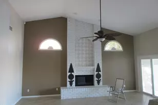 2136 E Freeport Ln, Gilbert, AZ 85234 - Photo 15