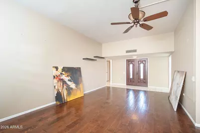 10004 W Pleasant Valley Road, Sun City, AZ 85351 - Photo 13