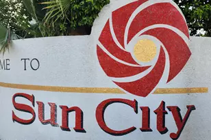 10004 W Pleasant Valley Rd, Sun City, AZ 85351 - Photo 57