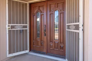 10004 W Pleasant Valley Rd, Sun City, AZ 85351 - Photo 9