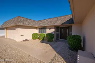 10004 W Pleasant Valley Rd, Sun City, AZ 85351 - Photo 7