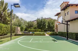 8353 N 58th Pl, Paradise Valley, AZ 85253 - Photo 27