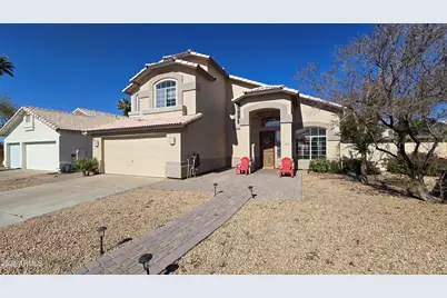 13888 W Wilshire Drive, Goodyear, AZ 85395 - Photo 3