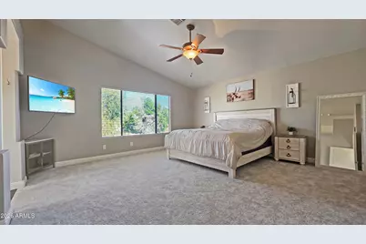 13888 W Wilshire Drive, Goodyear, AZ 85395 - Photo 21