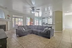 13888 W Wilshire Dr, Goodyear, AZ 85395 - Photo 15