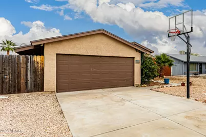 9133 W Cortez Street, Peoria, AZ 85345 - Photo 7