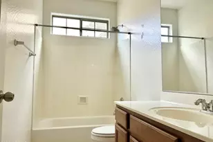 1057 E Sourwood Dr, Gilbert, AZ 85298 - Photo 17