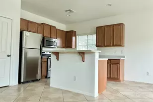 1057 E Sourwood Dr, Gilbert, AZ 85298 - Photo 5