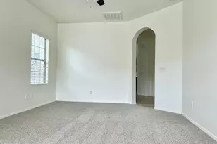 1057 E Sourwood Dr, Gilbert, AZ 85298 - Photo 9