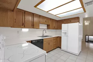 1336 E Maryland Ave, Phoenix, AZ 85014 - Photo 13