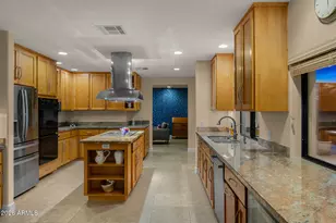 4634 E Mountain View Rd, Phoenix, AZ 85028 - Photo 5