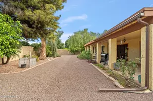 3536 W Paradise Ln, Phoenix, AZ 85053 - Photo 37